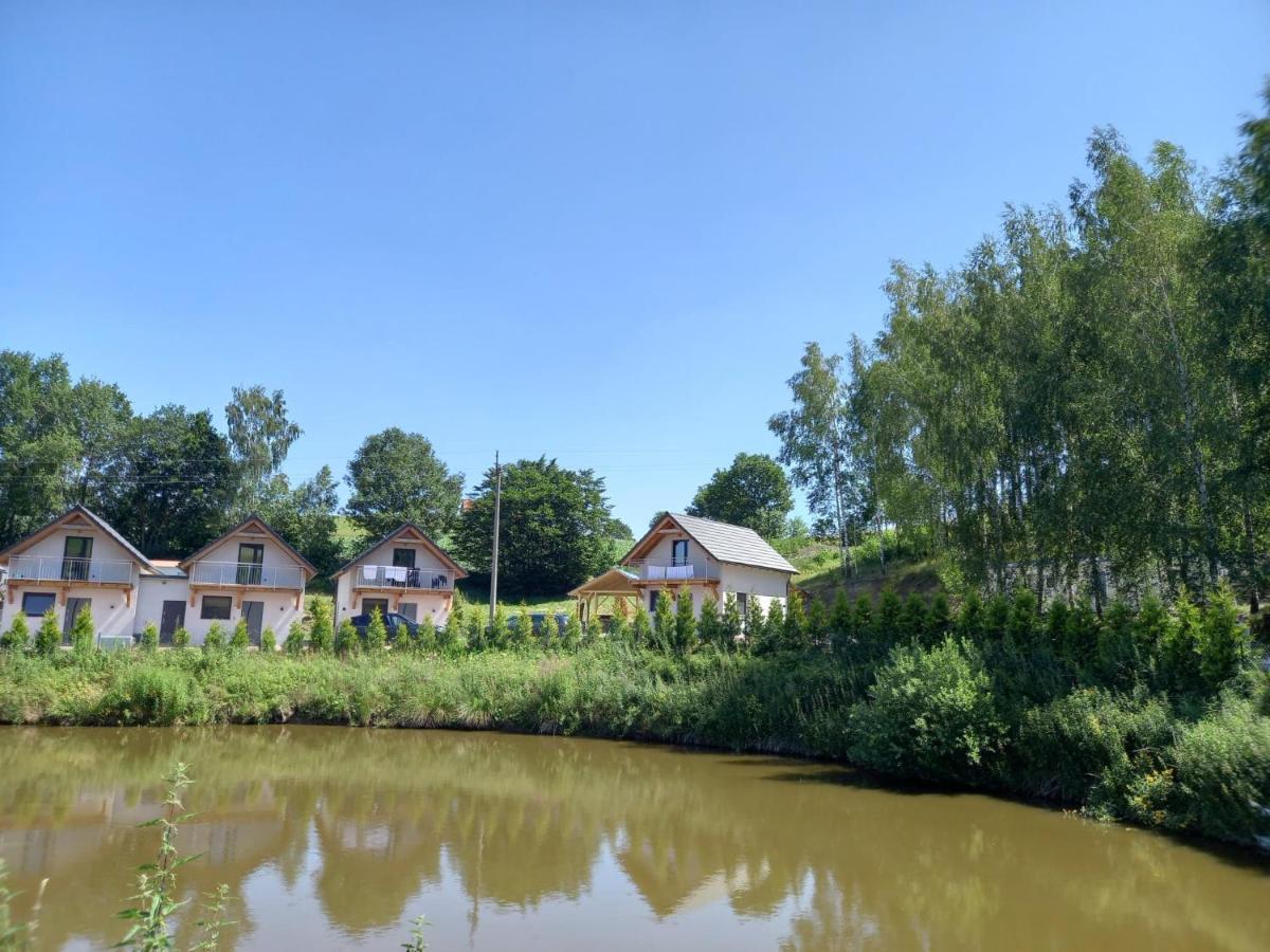 Resort Holiday Natural - Gosciniec Zacisze Chmielno Eksteriør billede