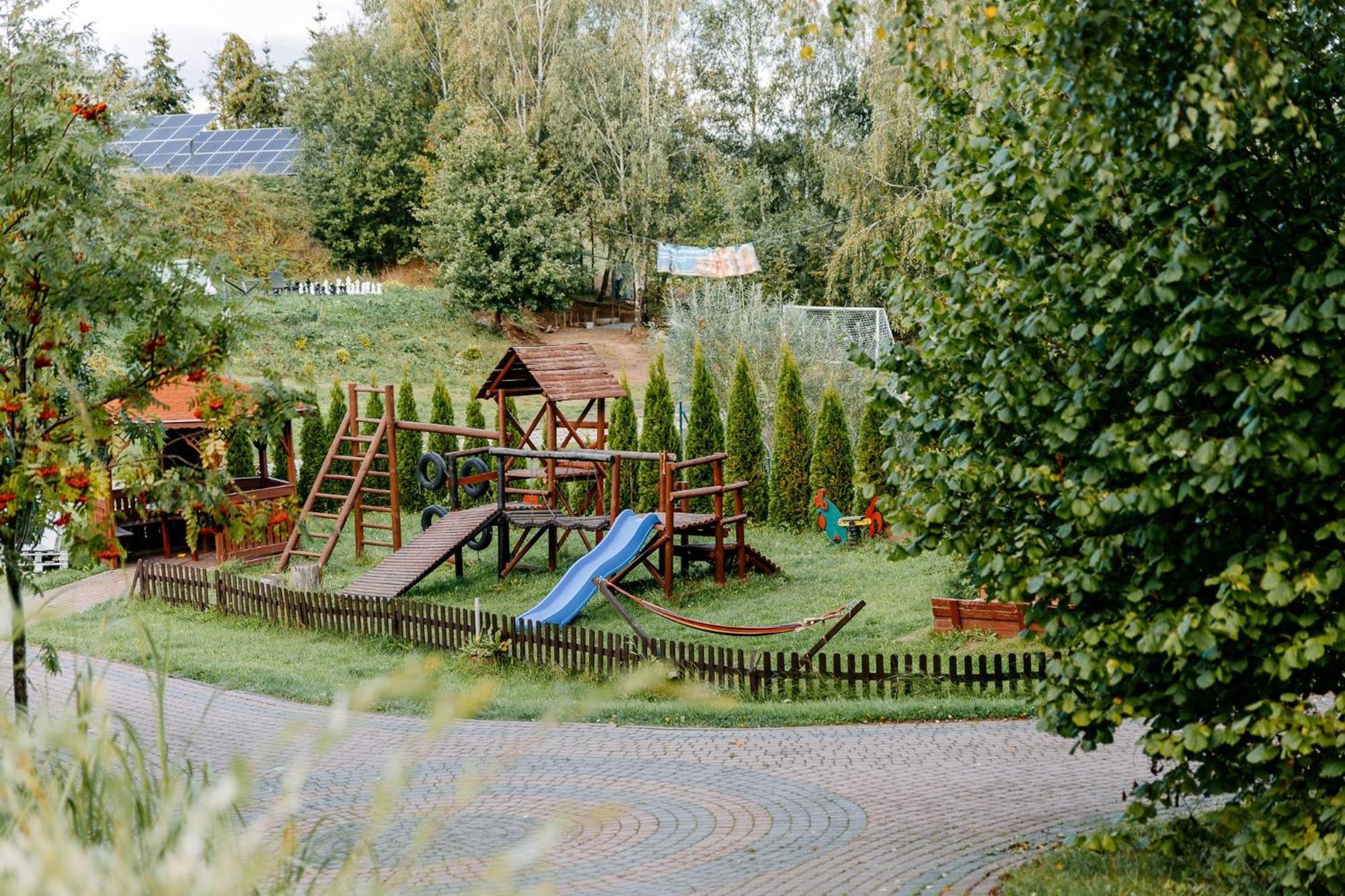 Resort Holiday Natural - Gosciniec Zacisze Chmielno Eksteriør billede