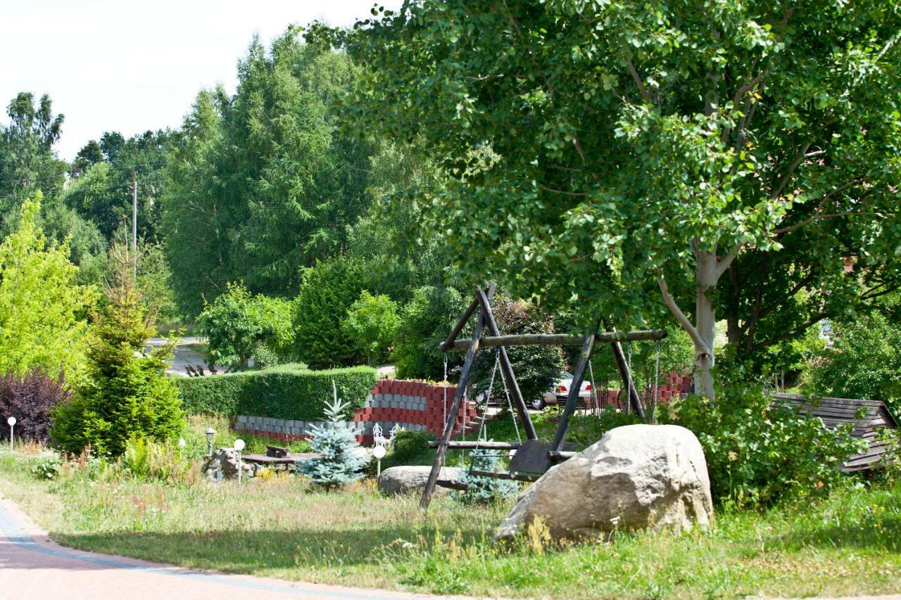 Resort Holiday Natural - Gosciniec Zacisze Chmielno Eksteriør billede