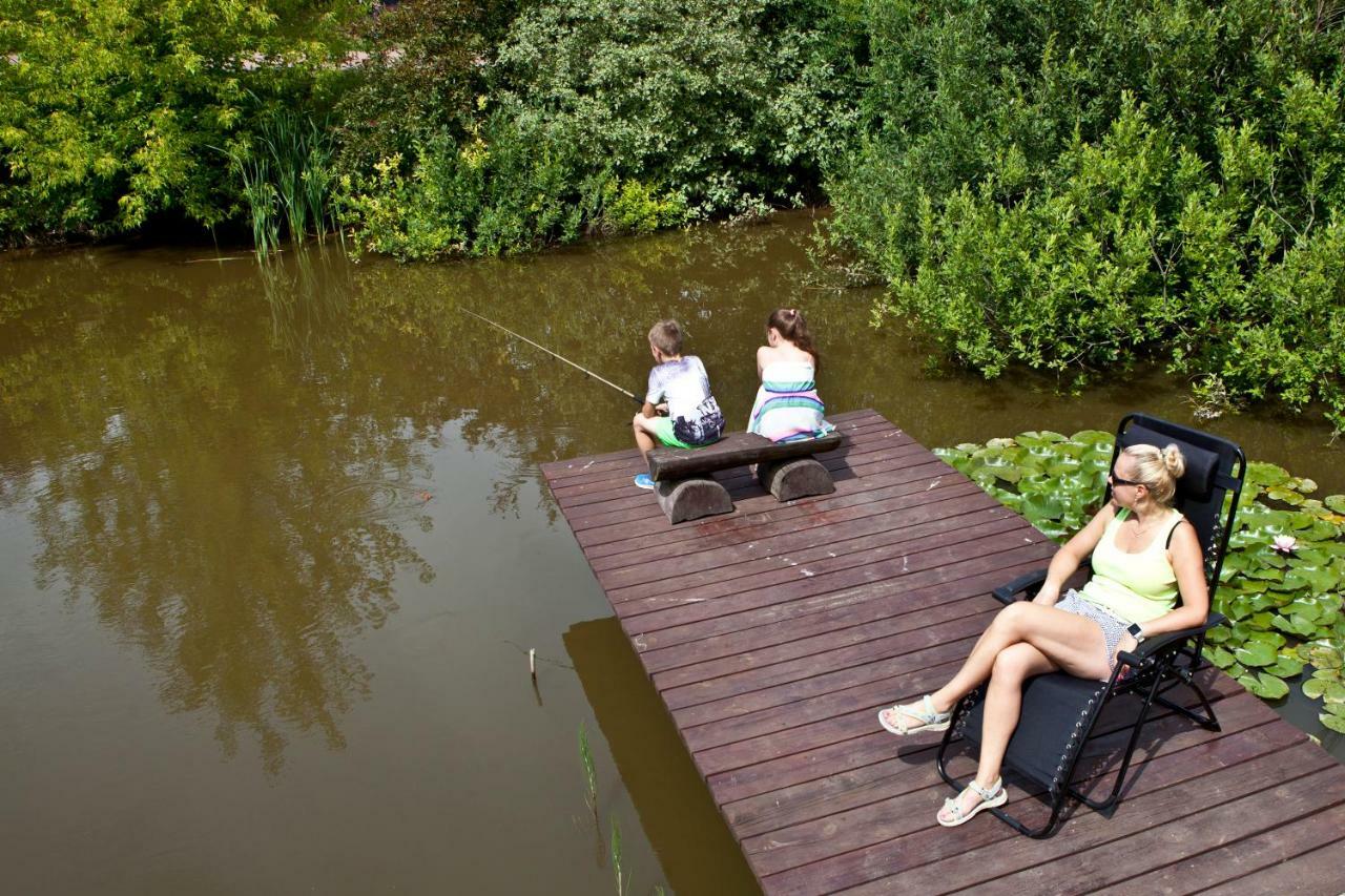 Resort Holiday Natural - Gosciniec Zacisze Chmielno Eksteriør billede